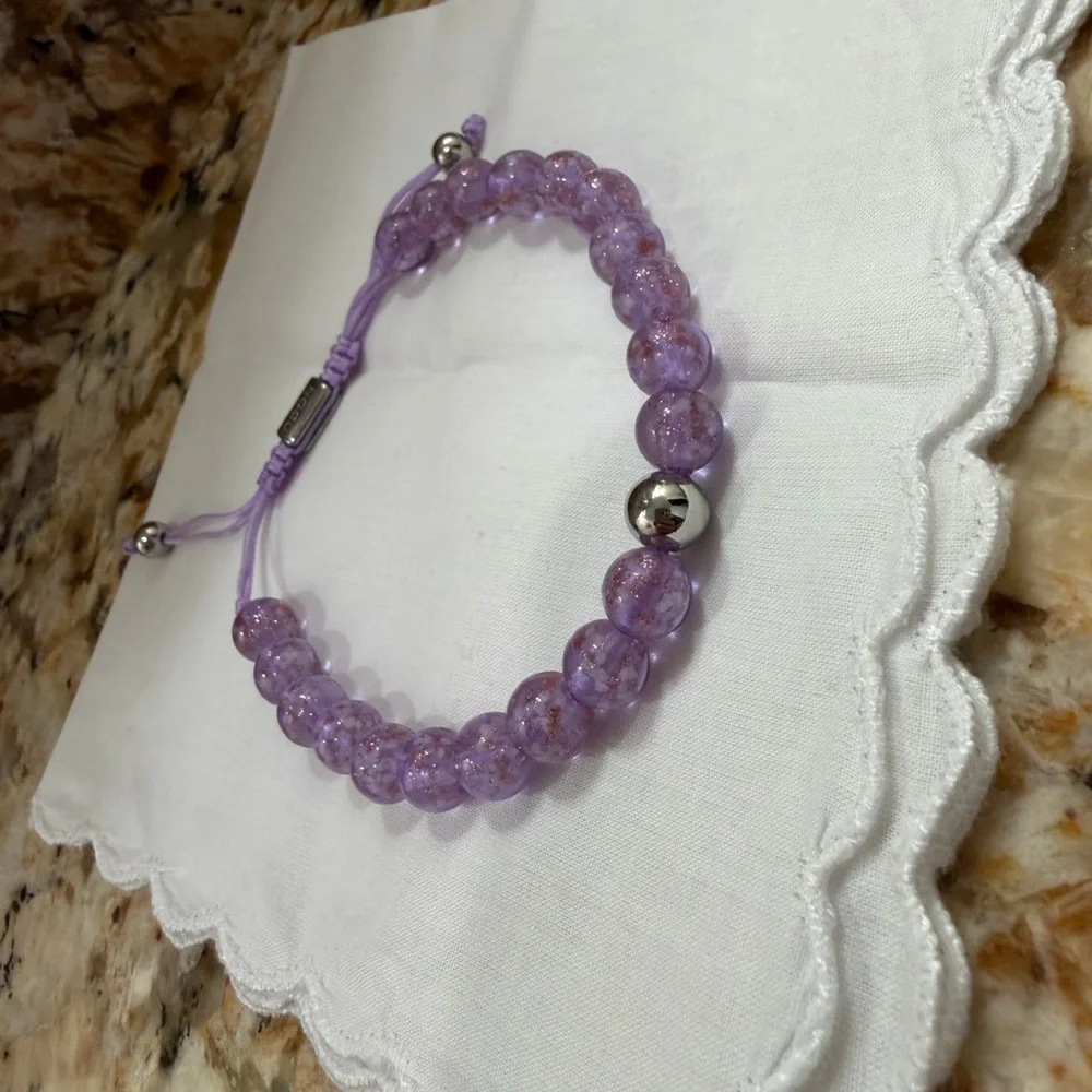 NOGU Lilac | Silver | Firefly Glass Macrame Bracelet - Picture 5 of 10